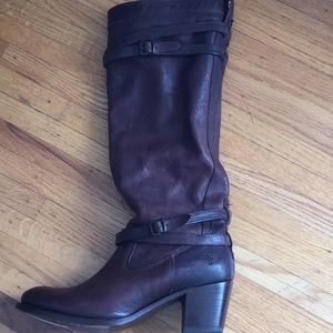 Frye 10m knee high leather pull on
